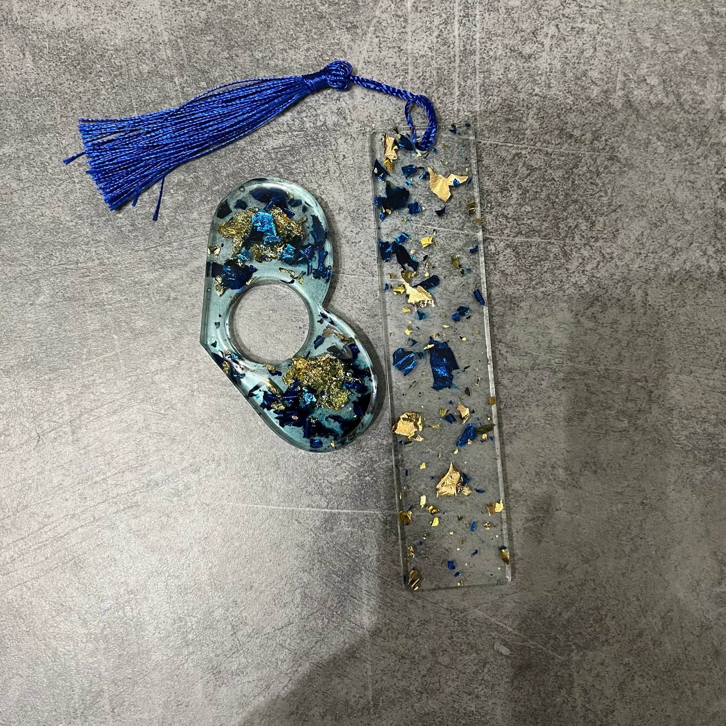 Duo marque page + bague de lecture bleu et or