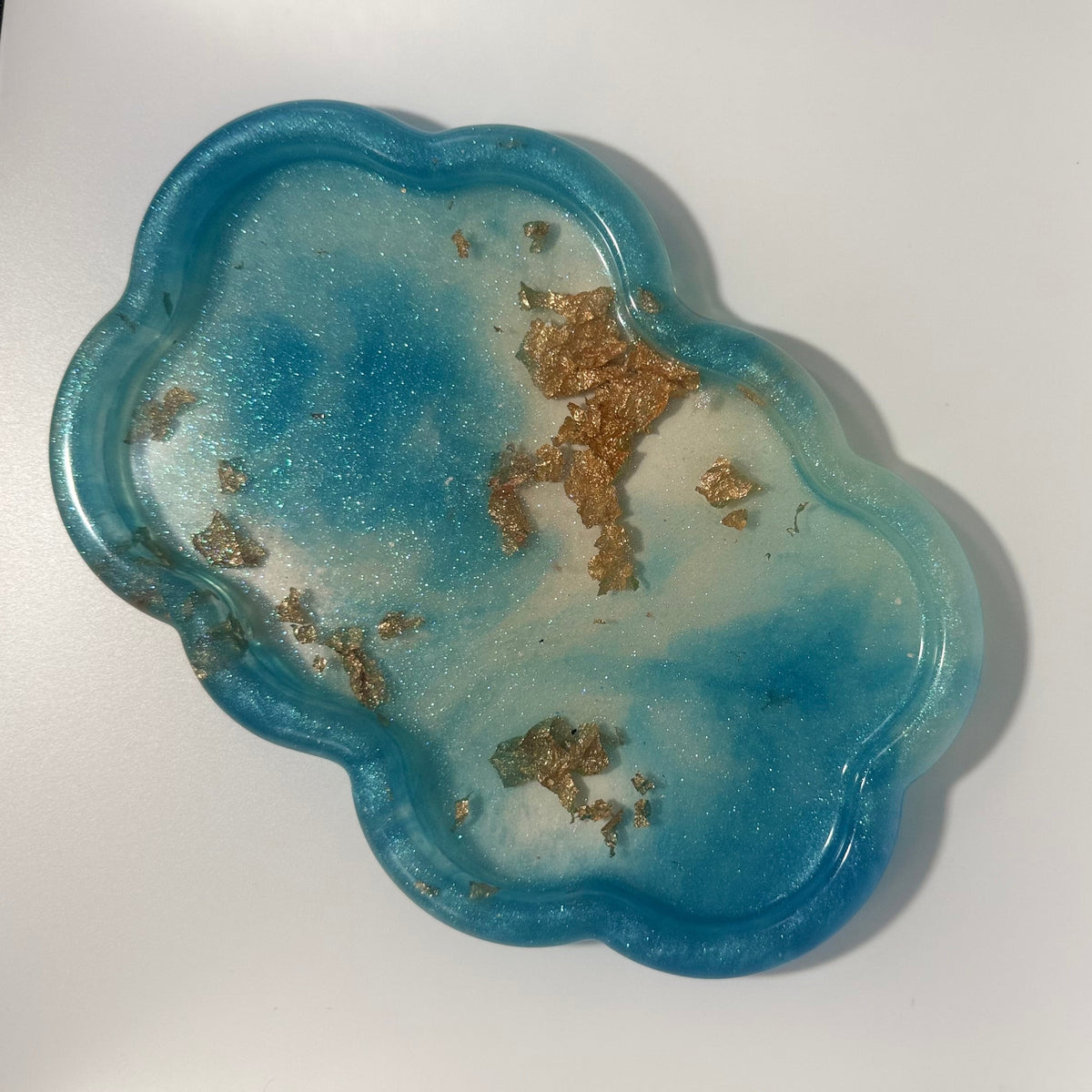 Grand plateau bleu et or